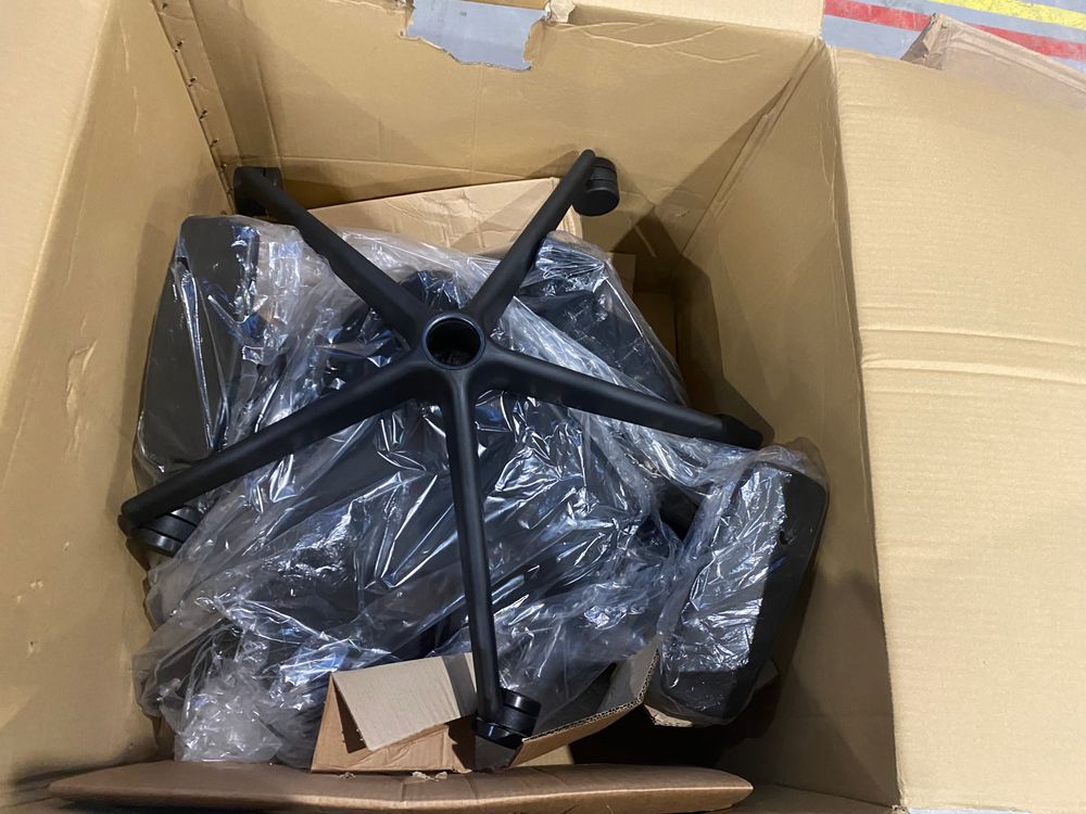 Lot of 2 x Posturite Items Grade-BER Spares or Repair RRP £780.95
