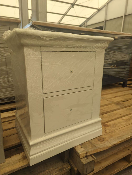 ROS-OUT-00224 Grade-C1 Roseland Furniture Porter 2 Drawer Bedside Table RRP £169.95