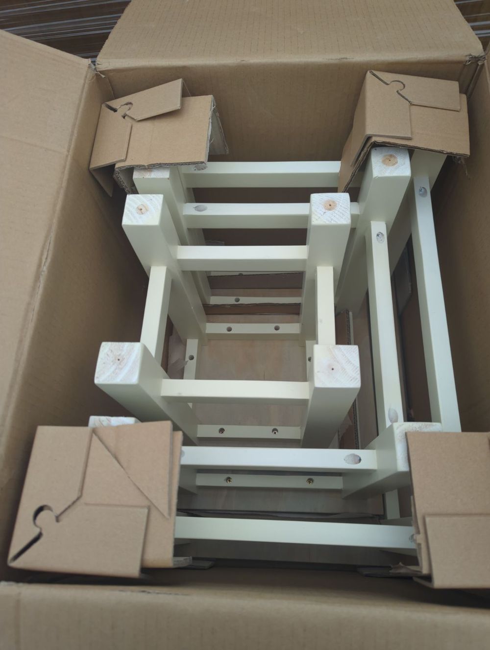 ROS-OUT-00222 Grade-C0 Roseland Furniture Farrow Cream Nest Of Tables RRP £114.95
