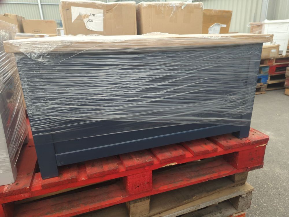 ROS-OUT-00069 Grade-C1 Roseland Furniture Farrow Navy Painted Blanket Box RRP £149.95