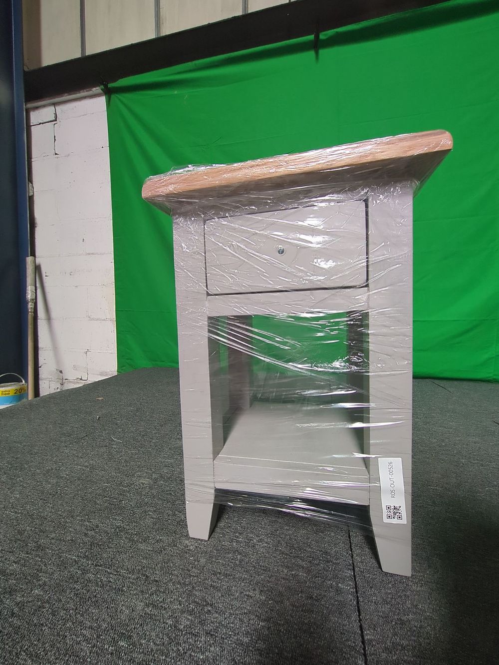 ROS-OUT-00526 Grade-C1 Roseland Furniture Lundy Grey Lamp Table RRP £94.95