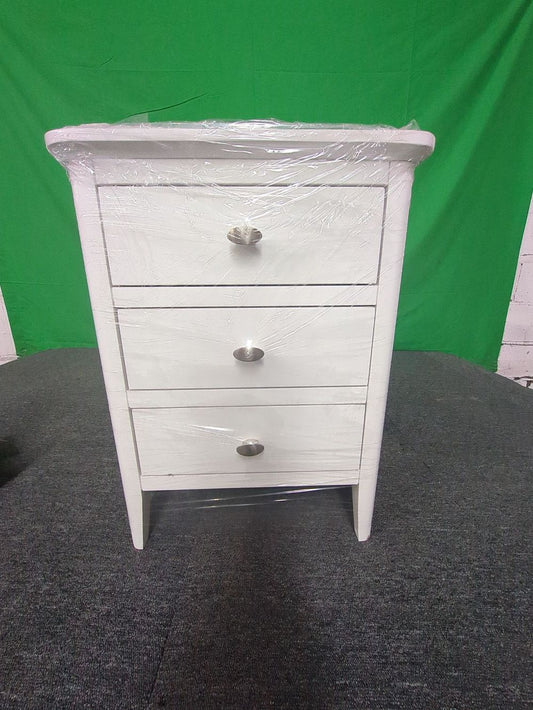 ROS-OUT-00523 Grade-C1 Roseland Furniture Chester White 3 Drawer Bedside Cabinet RRP £144.95