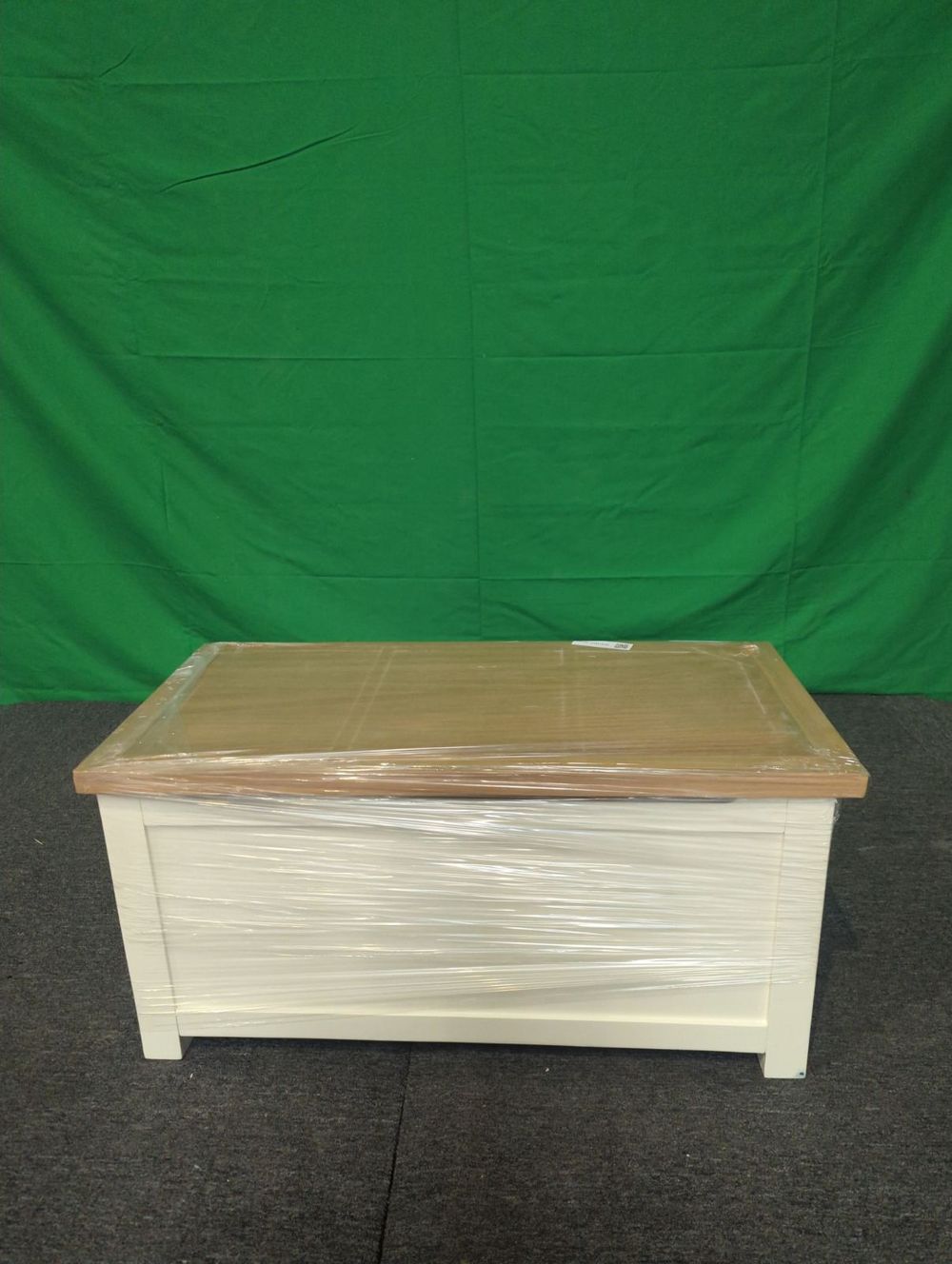 Lot of 8 x Roseland Furniture items grade-C3 Damaged repairable RRP £1179.60