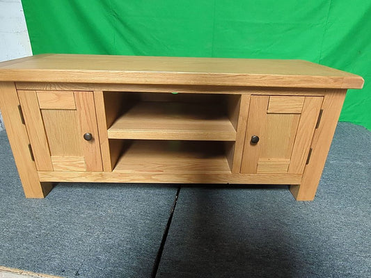 ROS-OUT-00605 Grade-C1 Roseland Furniture Zelah Oak 120cm TV Stand RRP £279.95