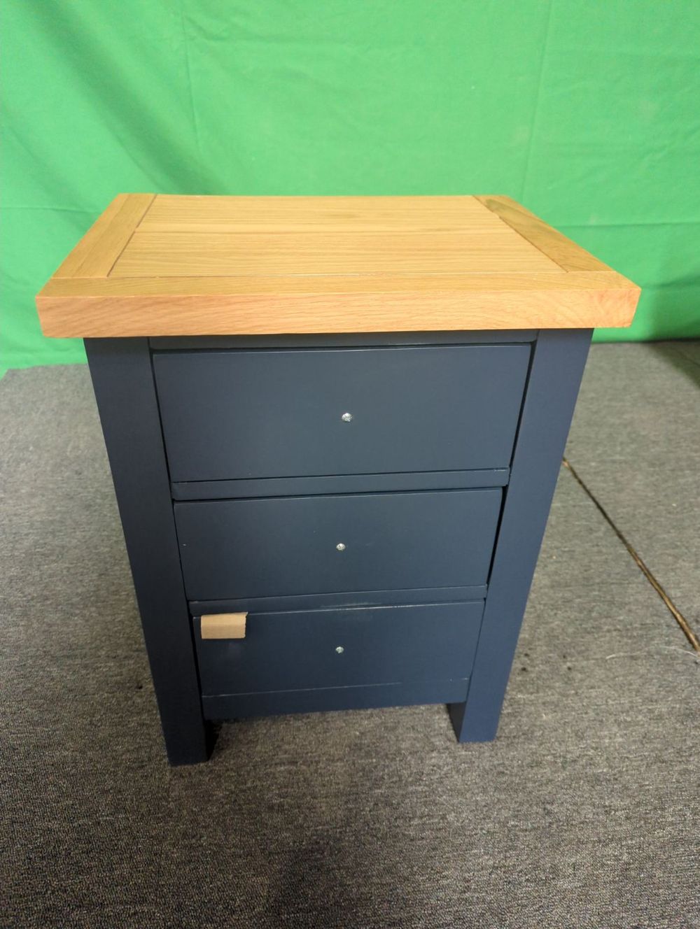 Lot of 11 x Roseland Furniture items grade-C1 Good with faults RRP £1644.45