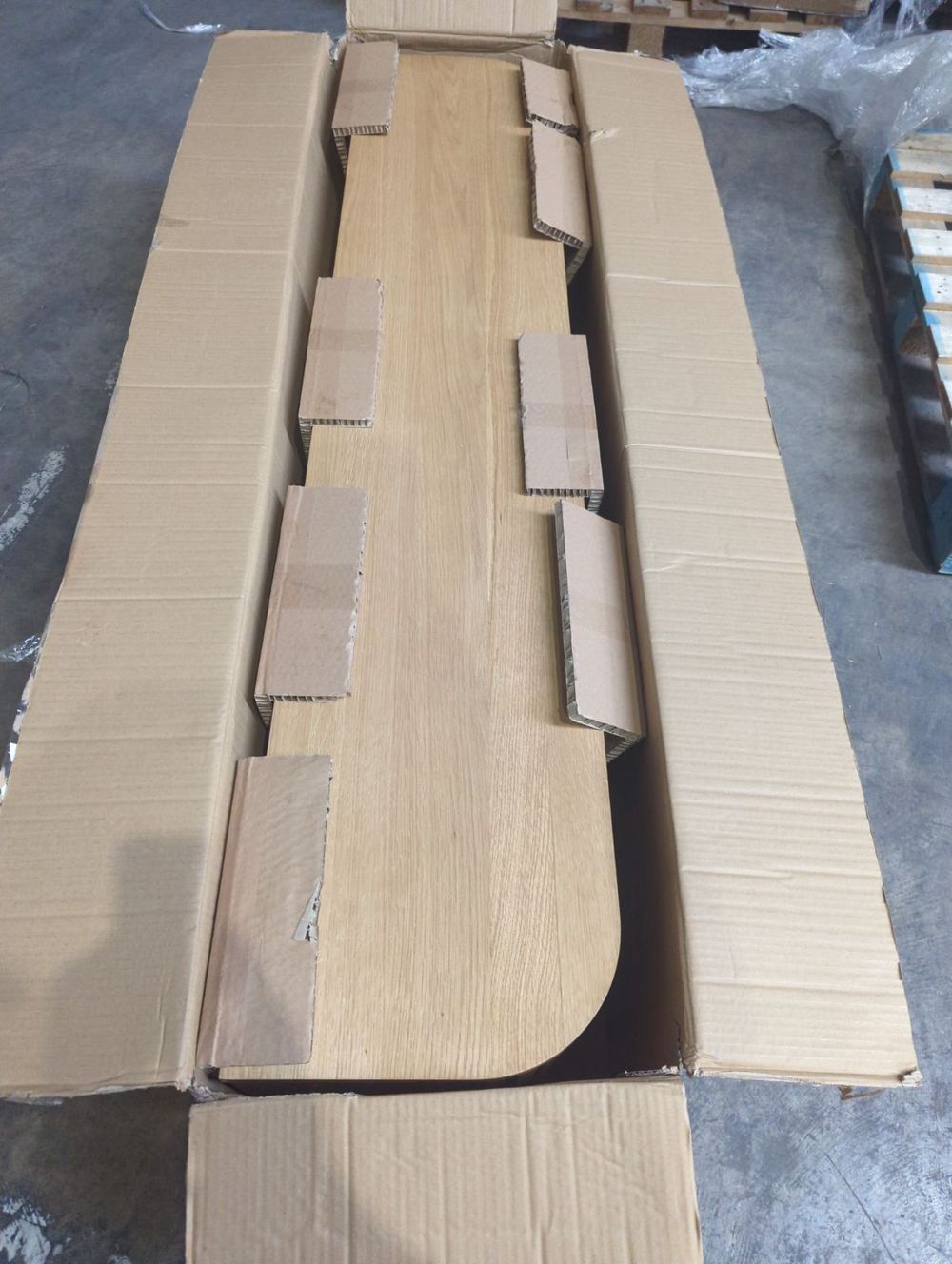 Lot of 9 x Roseland Furniture items grade-C1 Good with faults RRP £3374.55