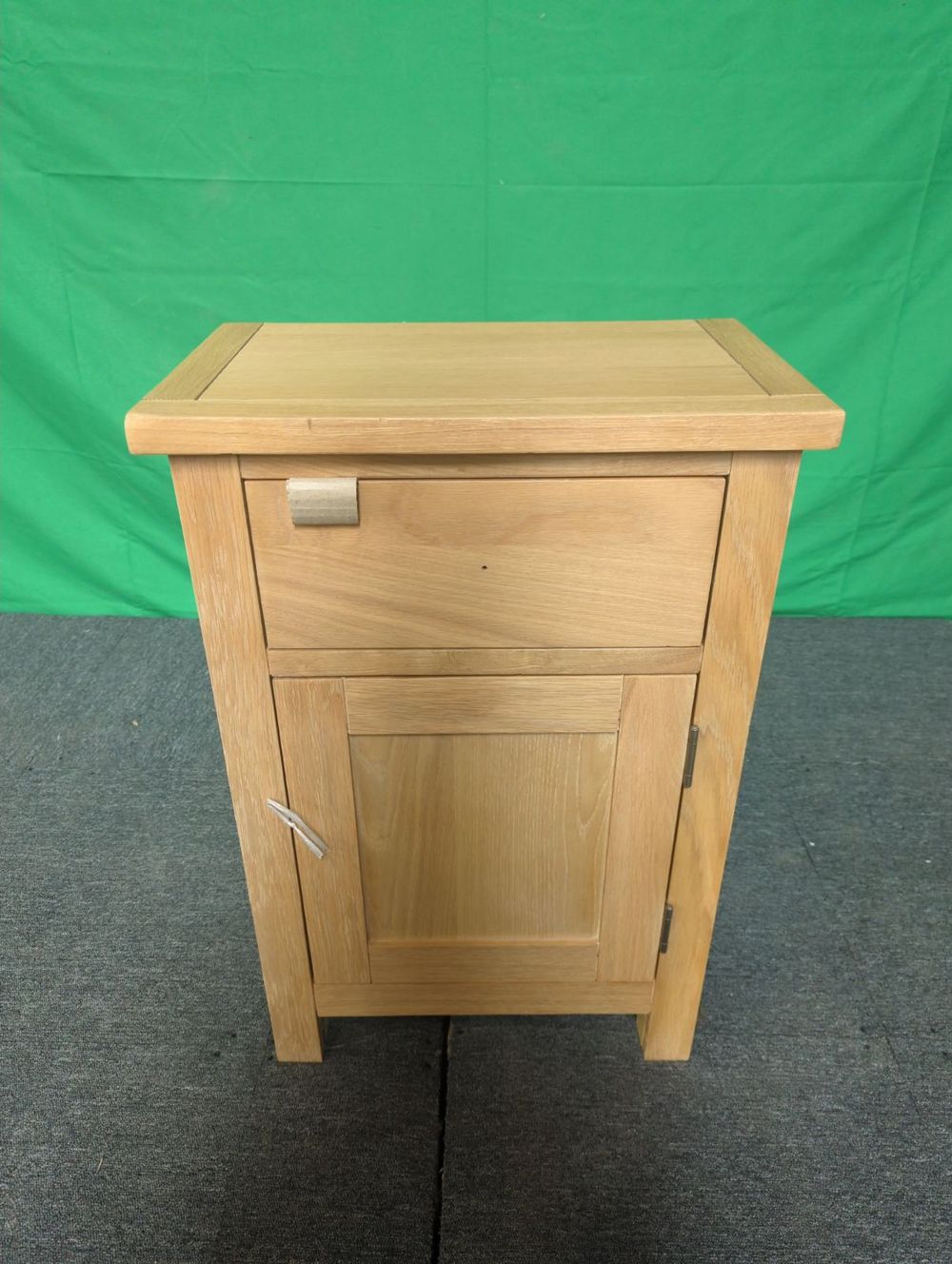 Lot of 8 x Roseland Furniture items grade-C1 Good with faults RRP £1174.60