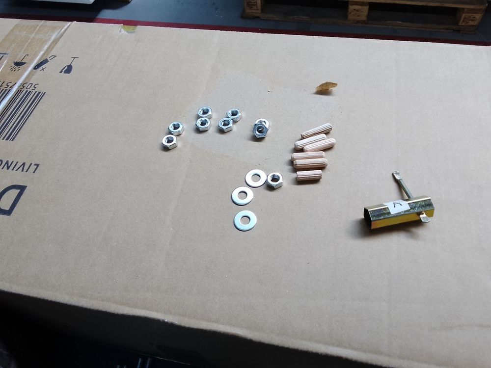 Lot of 6 x Dusk items grade-C3 Damaged repairable RRP £1334.00