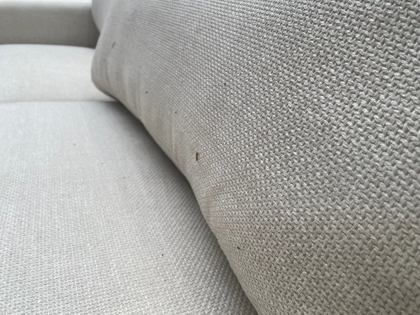 DUS-CC2-04984 Grade-C2 Dusk Chicago 3 Seater Sofa - Beige RRP £569.00