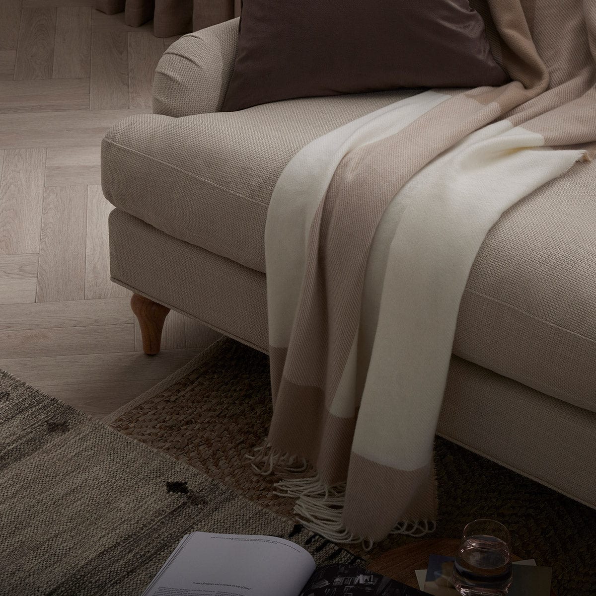 Dusk Grade B Hampshire Traditional 3 Seater Sofa - Textured Weave - Beige RRP £629