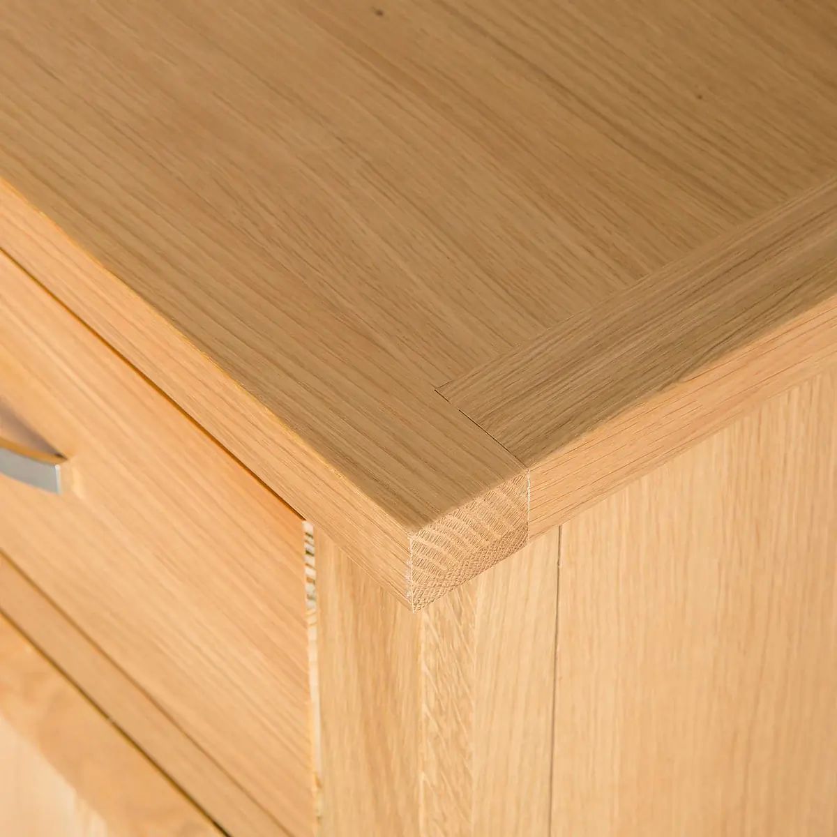 Roseland Grade B Furniture London Light Oak Extra Large Sideboard RRP £960