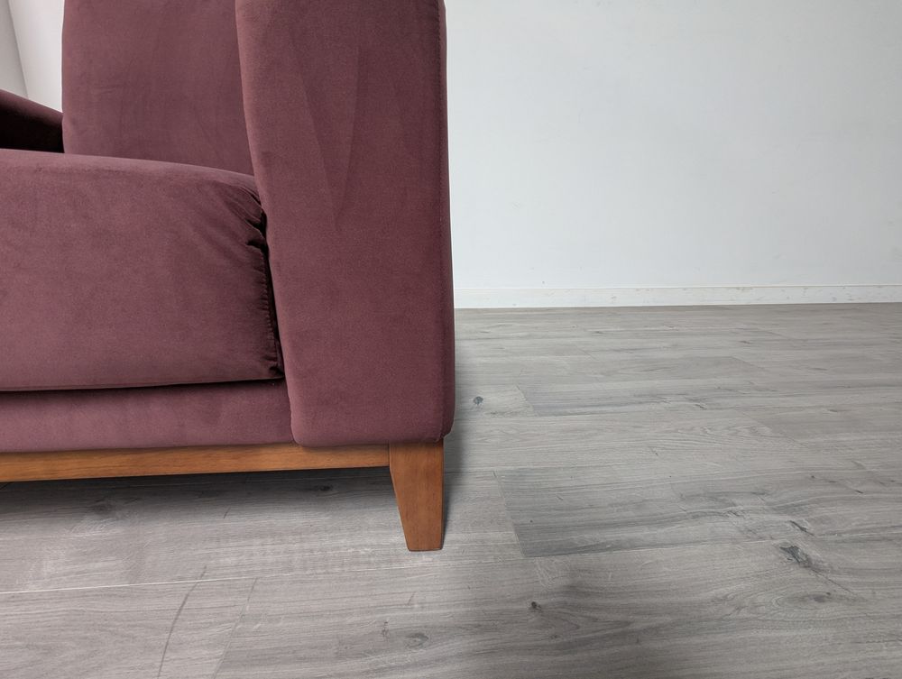  Febonic Grade B Living Esha Aubergine Velvet Armchair RRP £400