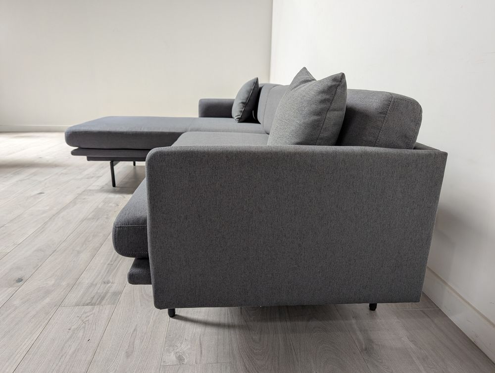 Mid-Century Grade B Modern Dark Grey 3 Seater Left Hand Chaise Corner Sofa RRP £1200