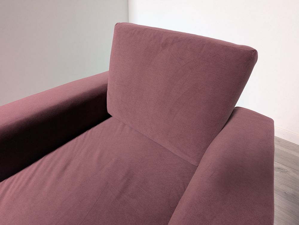  Febonic Grade B Living Esha Aubergine Velvet Armchair RRP £400