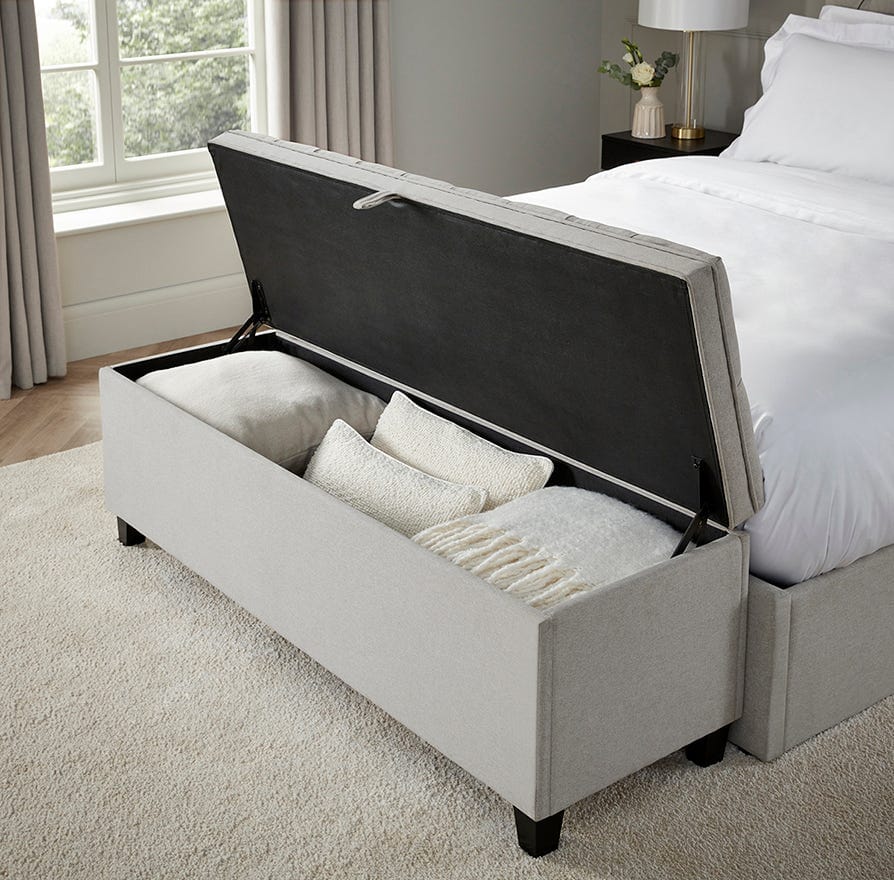 DUS-CC2-05922 Grade-B Dusk Middleton Button Back Storage Ottoman - Natural RRP £179.00