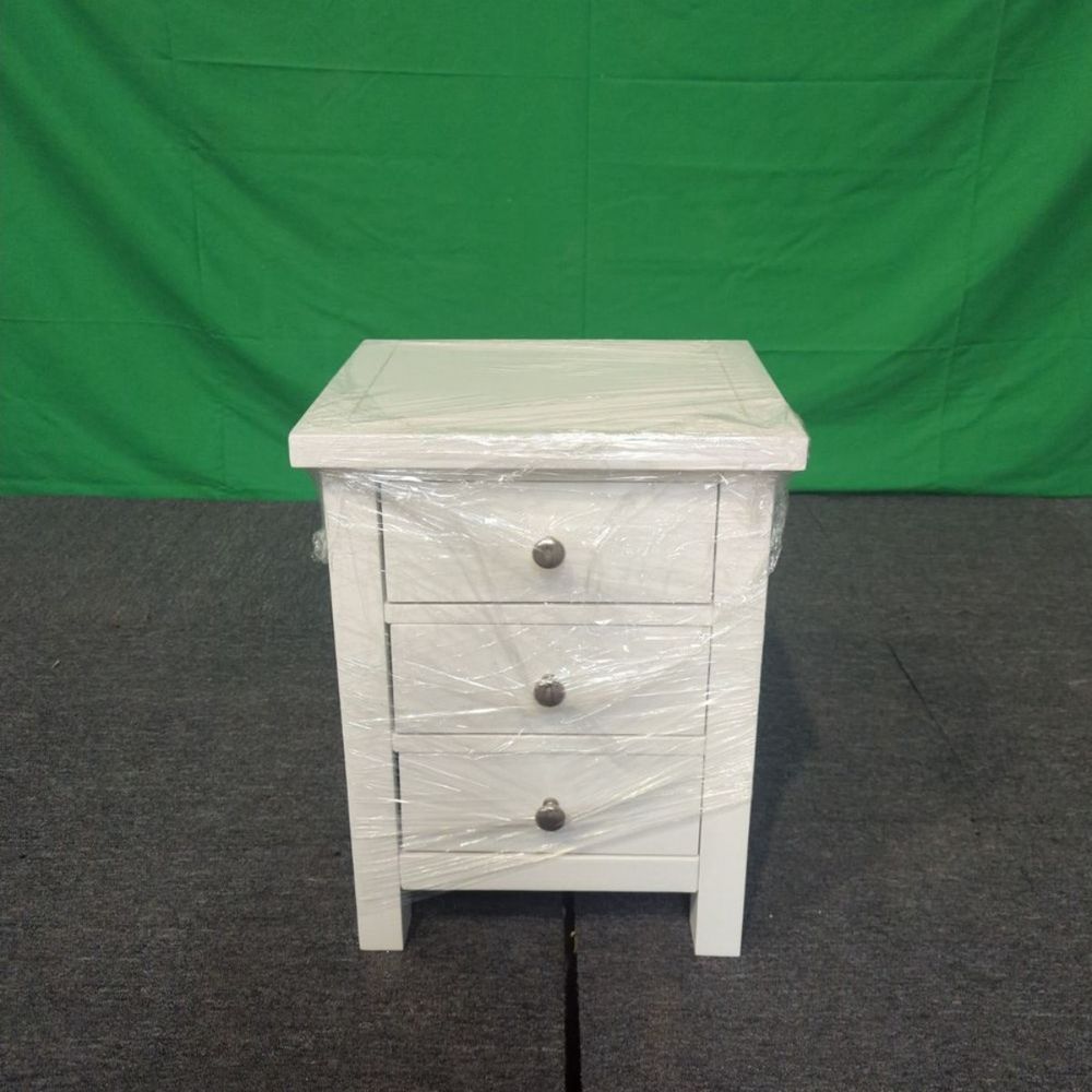 ROS-OUT-00559 Grade-C1 Roseland Furniture Cornish 3 Drawer Bedside Table RRP £109.95