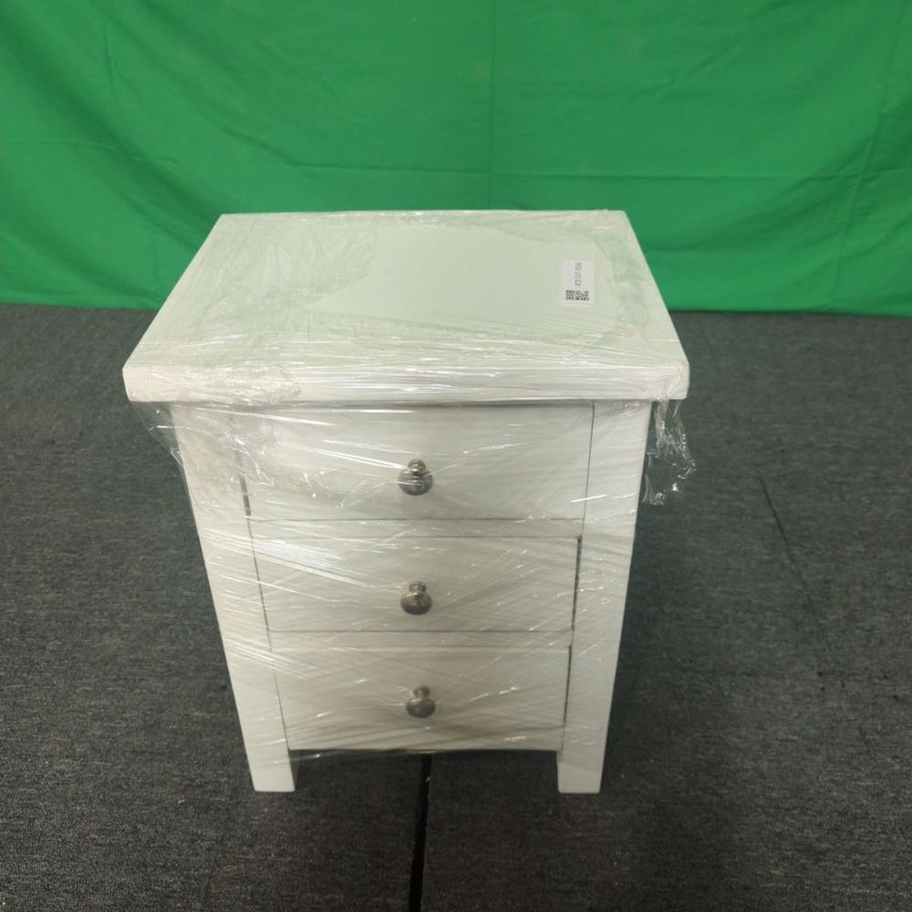 ROS-OUT-00562 Grade-C1 Roseland Furniture Cornish 3 Drawer Bedside Table RRP £109.95