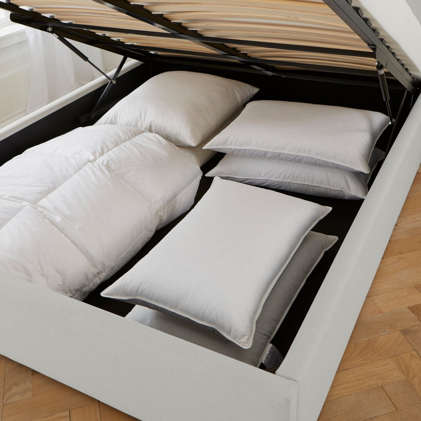 DUS-APM-63664 Grade-C3 Dusk Windsor Ottoman Storage Bed - Natural - Super King size RRP £469.00
