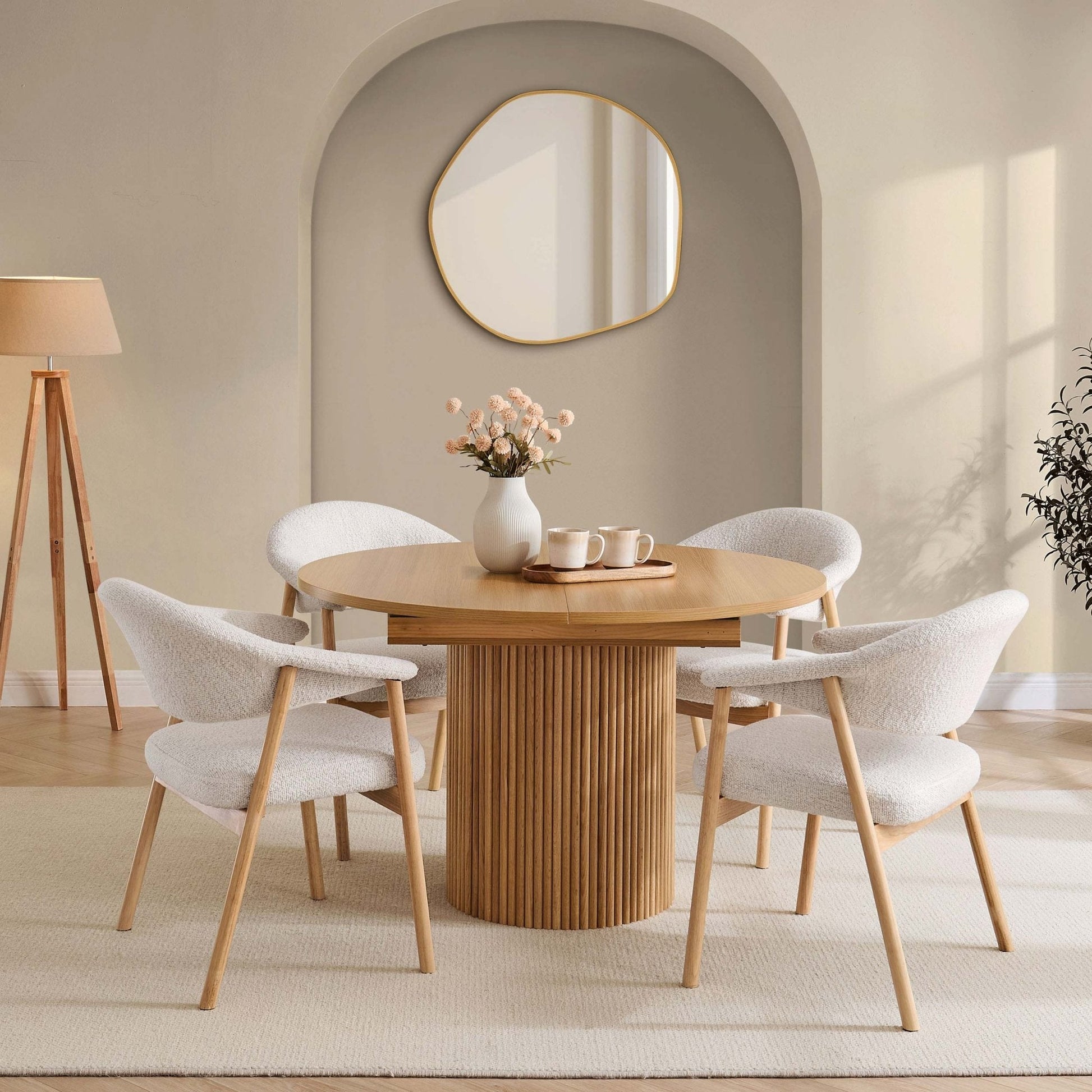 Dusk Hattie Grade B Light Wood Oval Extendable 4-6 Seater Dining Table RRP £404